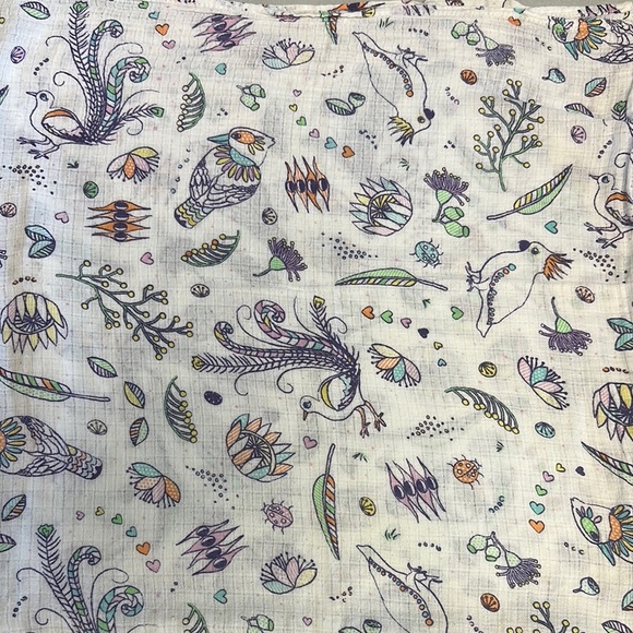 Weegoamigo LIKE NEW - Muslin cotton swaddle blanket. - Picture 3 of 3